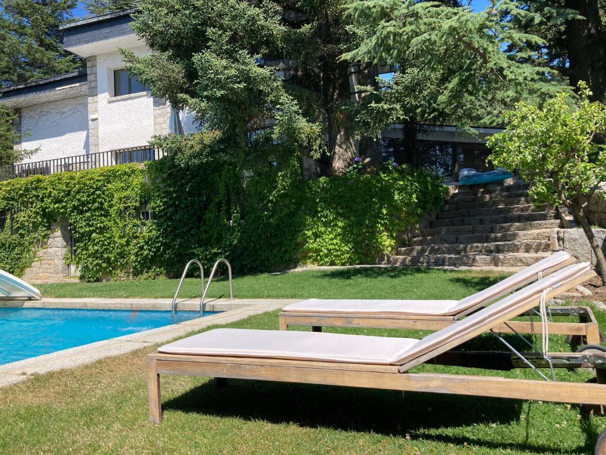 Los Cedros, Gran Chalet Con Piscina Y Apartamento En Navacerrada Villa Buitenkant foto